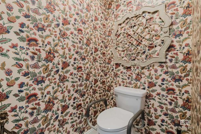 8899 North Court, Daphne, AL 36527