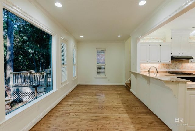 8899 North Court, Daphne, AL 36527