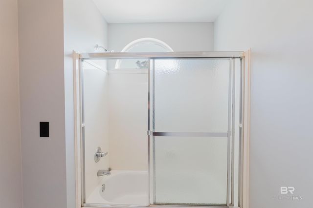 8899 North Court, Daphne, AL 36527