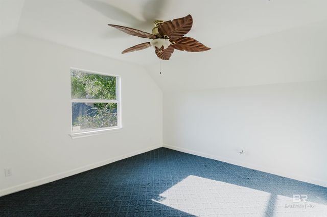 8899 North Court, Daphne, AL 36527