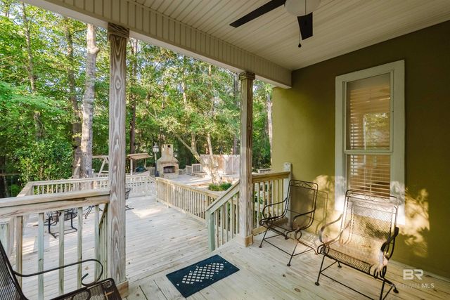 8899 North Court, Daphne, AL 36527