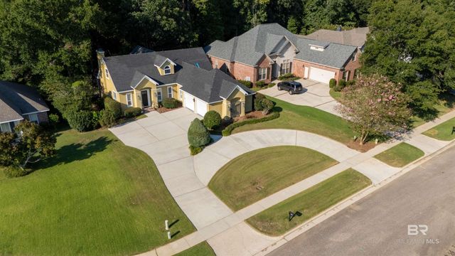 8899 North Court, Daphne, AL 36527