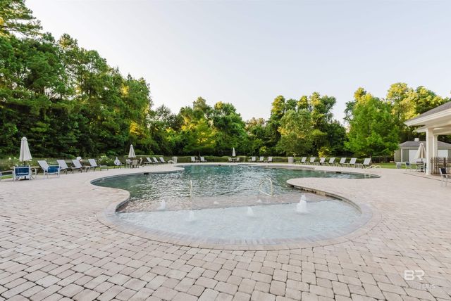 8899 North Court, Daphne, AL 36527