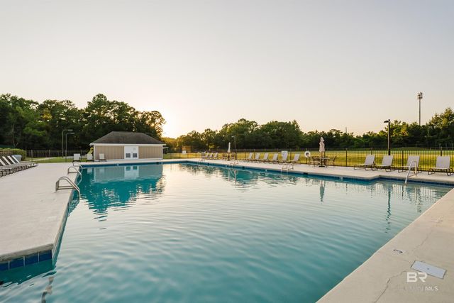 8899 North Court, Daphne, AL 36527