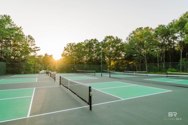 8899 North Court, Daphne, AL 36527