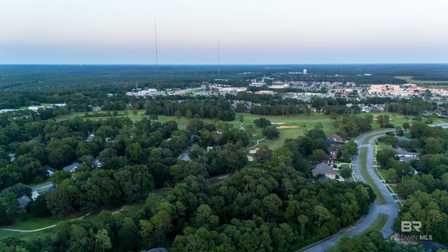 8899 North Court, Daphne, AL 36527