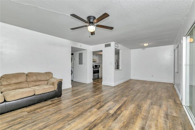 637 SILVER PASS B, Ocala, FL 34472