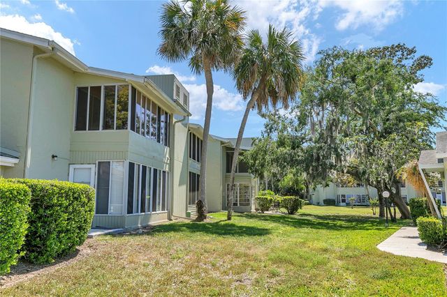 637 SILVER PASS B, Ocala, FL 34472