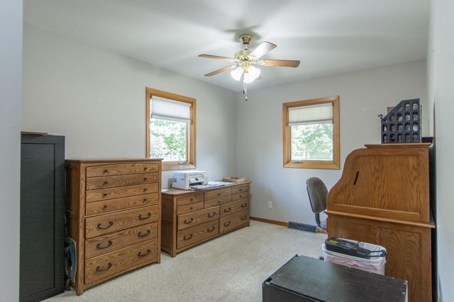 205 Prairie Avenue NE, Staples, MN 56479