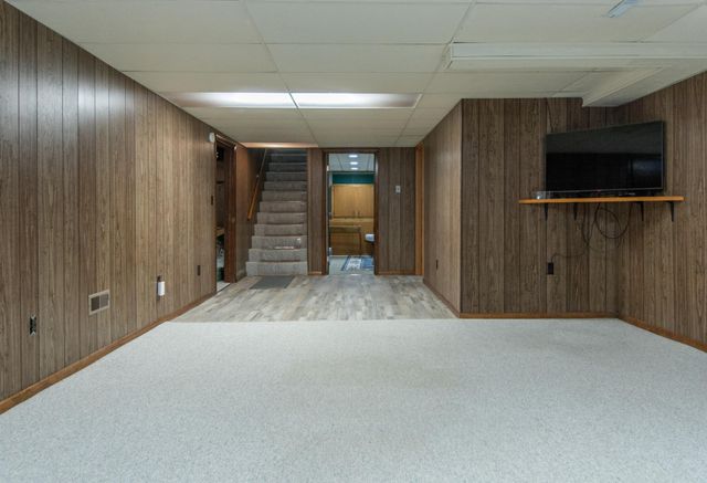 205 Prairie Avenue NE, Staples, MN 56479