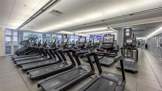 21055 Yacht Club Dr 1707, Aventura, FL 33180