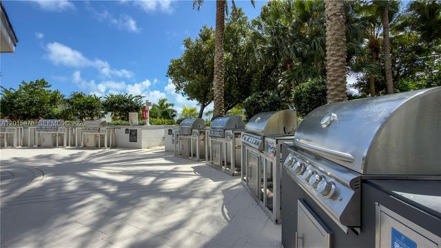 21055 Yacht Club Dr 1707, Aventura, FL 33180