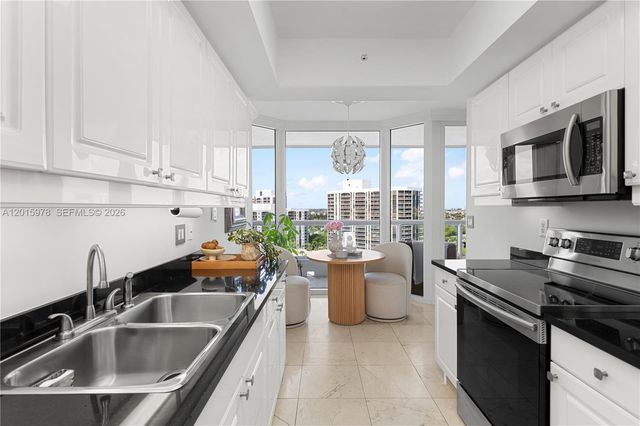 21055 Yacht Club Dr 1707, Aventura, FL 33180