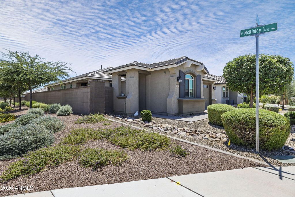 707 N 152ND Drive, Goodyear, AZ 85338 — photo 3