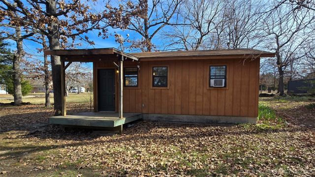 240 W French Street, Eufaula, OK 74432