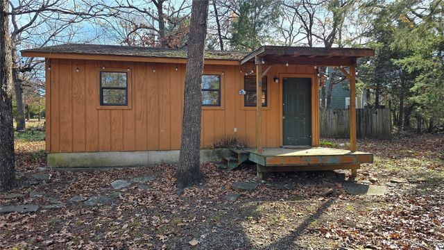 240 W French Street, Eufaula, OK 74432