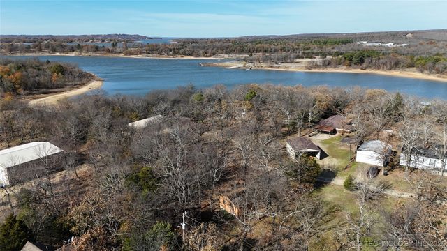 240 W French Street, Eufaula, OK 74432