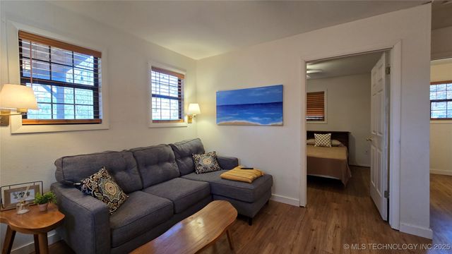 240 W French Street, Eufaula, OK 74432