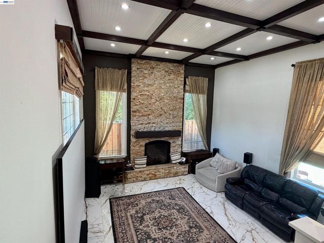 3119 Castle Canyon Way, San Jose, CA 95135
