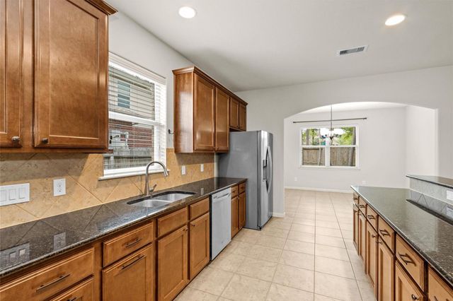 2005 Borthwick Lane, Conroe, TX 77301