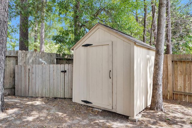 2005 Borthwick Lane, Conroe, TX 77301