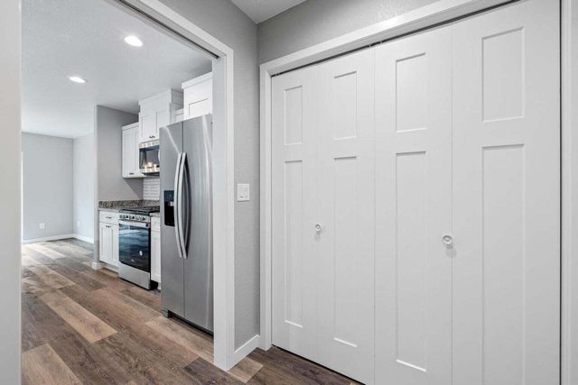 2105 Daisy DRIVE, West Bend, WI 53090