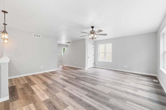 2105 Daisy DRIVE, West Bend, WI 53090