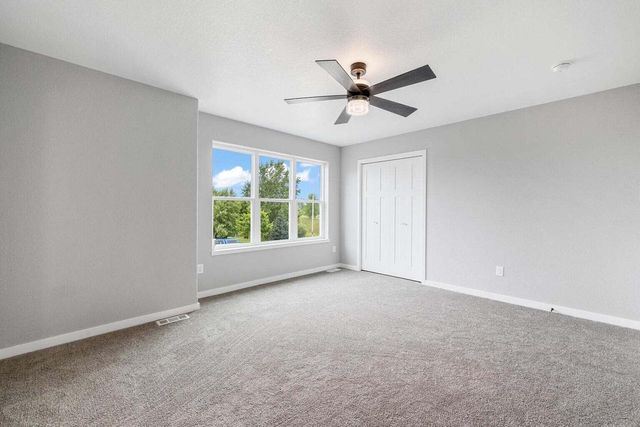 2105 Daisy DRIVE, West Bend, WI 53090