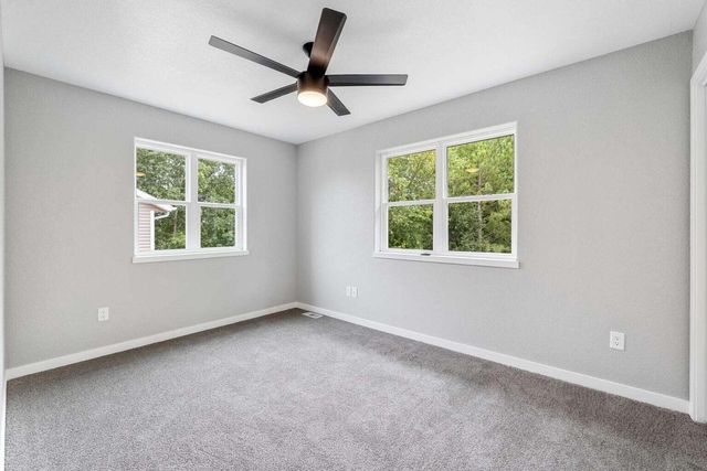 2105 Daisy DRIVE, West Bend, WI 53090