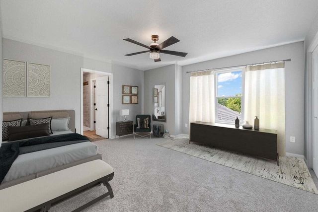 2105 Daisy DRIVE, West Bend, WI 53090