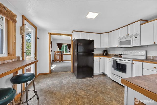 23617 Orting Kapowsin Highway E, Graham, WA 98338