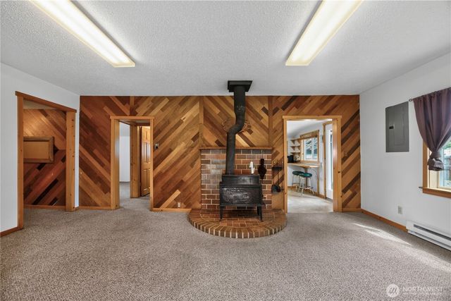 23617 Orting Kapowsin Highway E, Graham, WA 98338