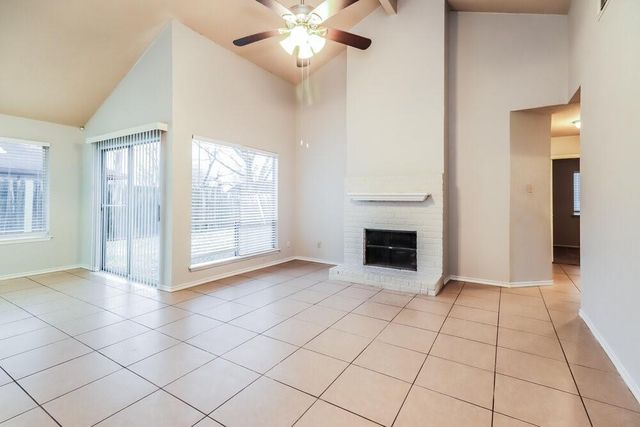 16227 Corsair Road, Houston, TX 77053
