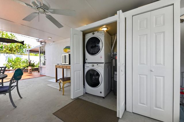 5826 CHURCHILL Court, West Palm Beach, FL 33405