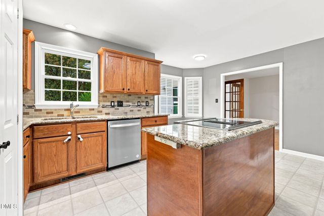 811 Teulon Way, Apex, NC 27502
