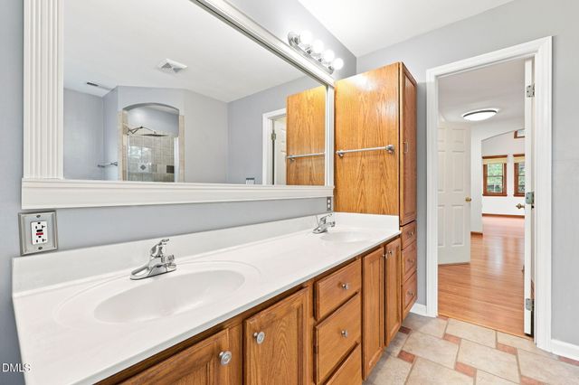 811 Teulon Way, Apex, NC 27502