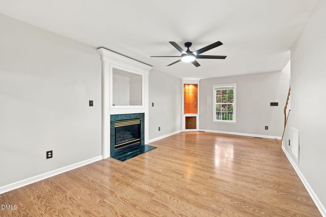 811 Teulon Way, Apex, NC 27502