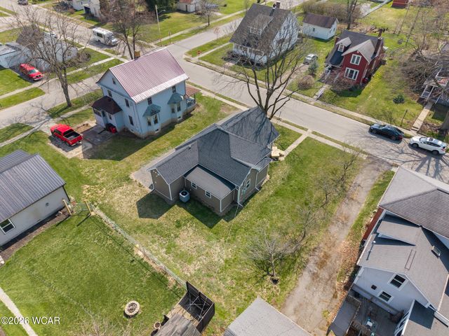 222 E Montford Avenue, Ada, OH 45810