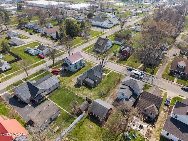 222 E Montford Avenue, Ada, OH 45810