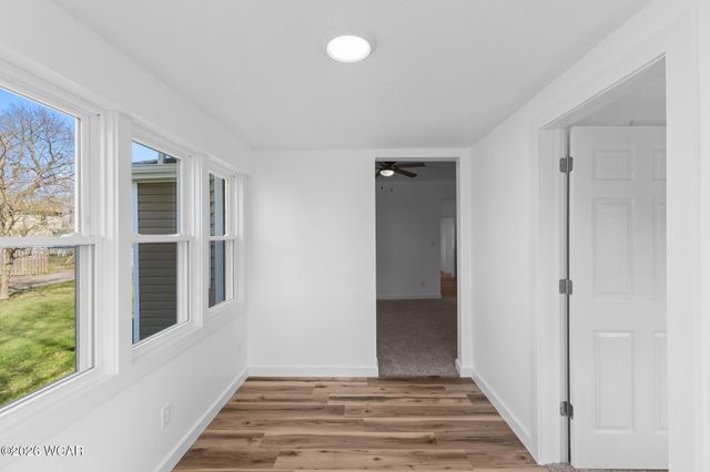 222 E Montford Avenue, Ada, OH 45810