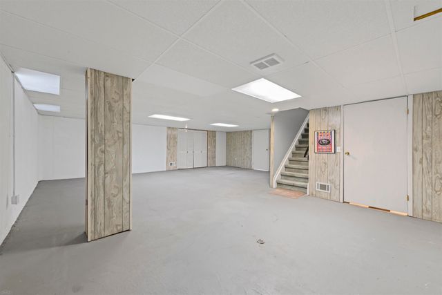 15601 Orchard Ridge Drive, Clinton Twp, MI 48038