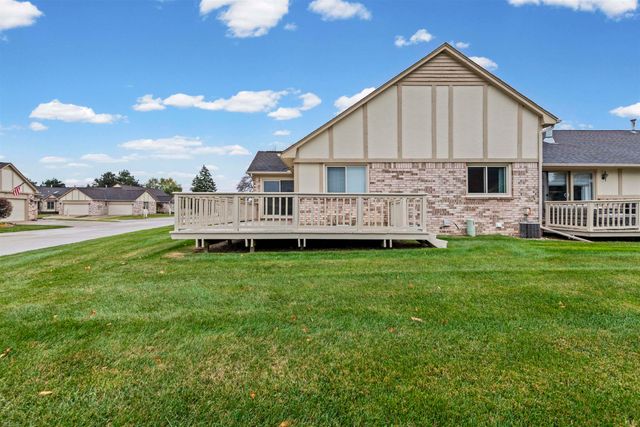 15601 Orchard Ridge Drive, Clinton Twp, MI 48038