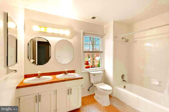 7109 DAVIS CT, Mclean, VA 22101