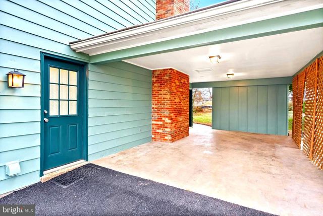 7109 DAVIS CT, Mclean, VA 22101