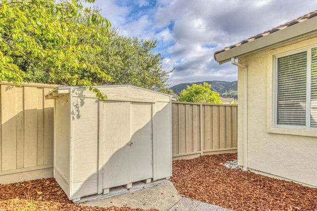 18223 Viewcrest Lane, Salinas, CA 93908