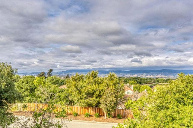 18223 Viewcrest Lane, Salinas, CA 93908