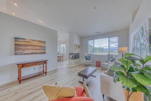 18223 Viewcrest Lane, Salinas, CA 93908