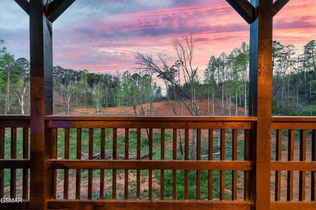 204 Lily Jo Way, Sevierville, TN 37876