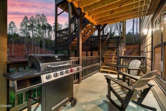 204 Lily Jo Way, Sevierville, TN 37876