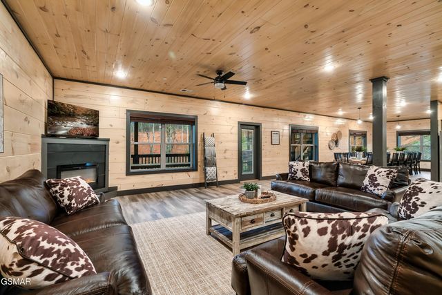 204 Lily Jo Way, Sevierville, TN 37876